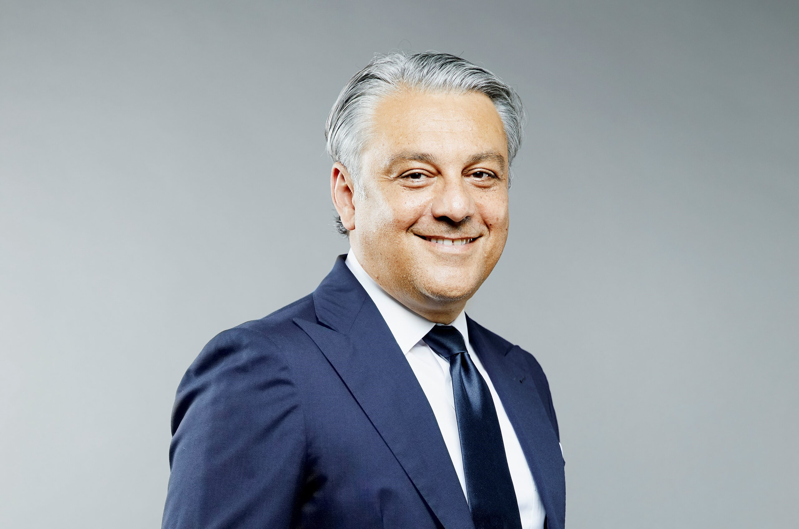 Luca de Meo, CEO-ul Renault, pleacă la Kering