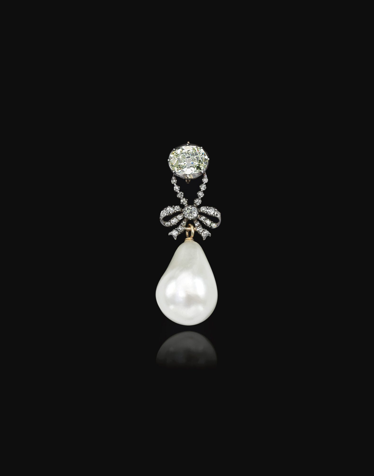 Marie-Antoinette's Pearl jewels. Heidi Horten Collection. © Sotheby's, Bridgeman Images