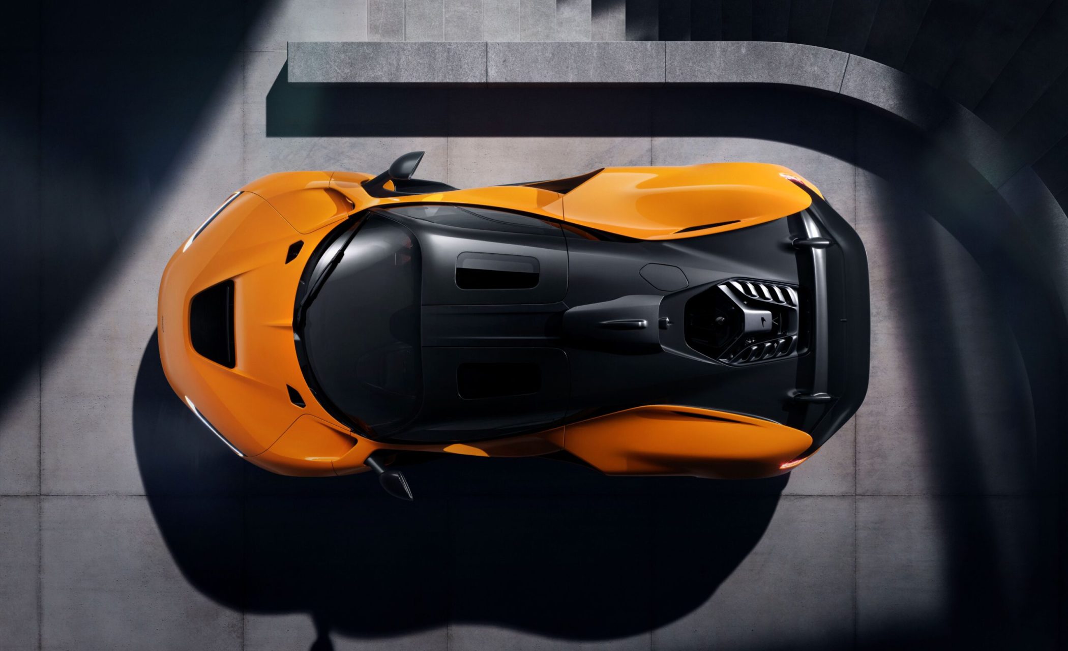 Original-16829-9-mclaren-w1-top-down
